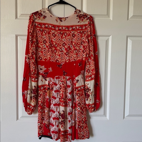 Free People Patchwork Boho Mini Dress Red Floral Tie Front Long Sleeve Size XS - Picture 3 of 3